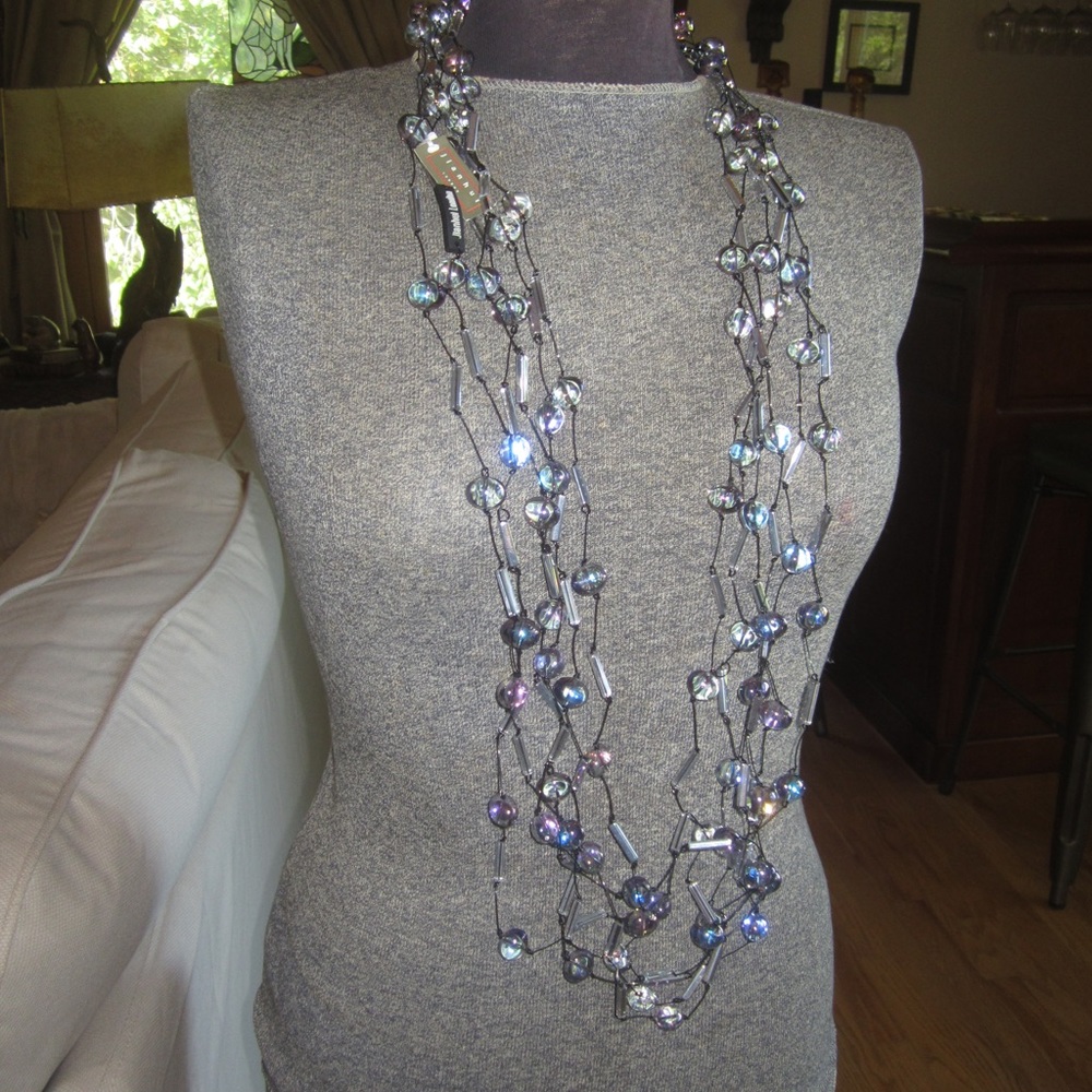Jianhui London recycled necklace beads